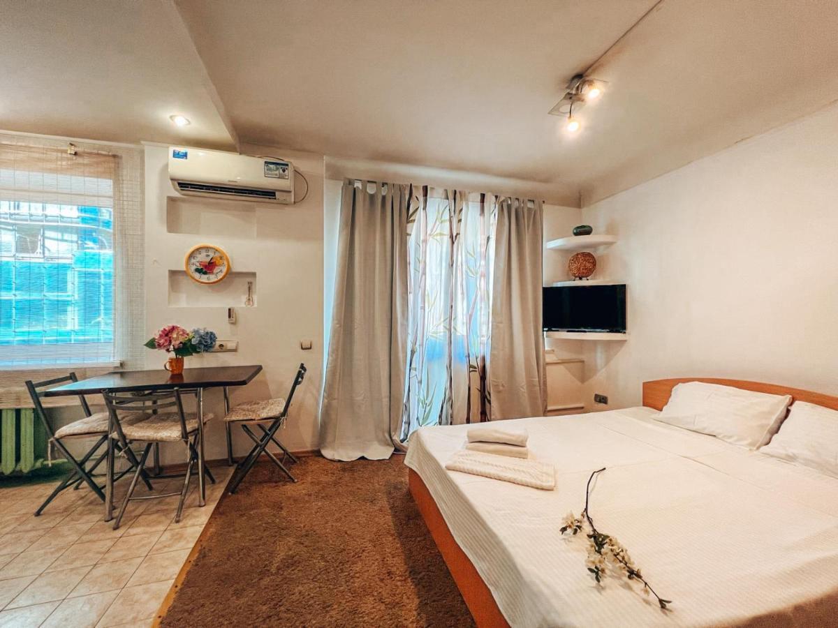 Apartment In The Center Of 基輔 外观 照片