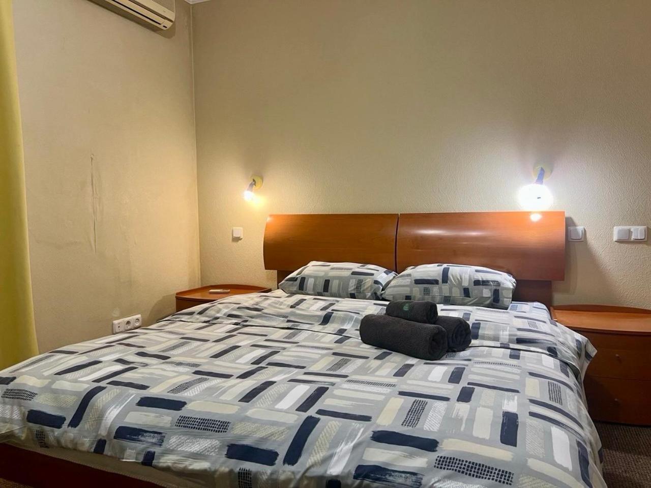 Apartment In The Center Of 基輔 外观 照片
